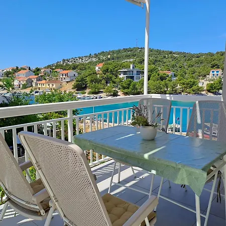 Rak דירה Ražanj